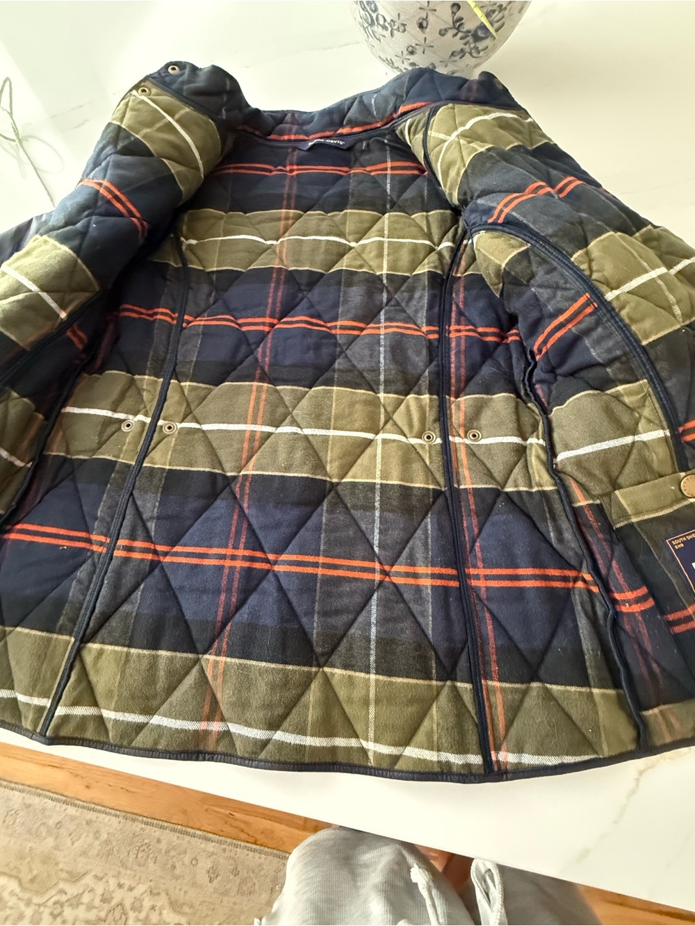 This Barbour × Orvis Hubbard quilted jacket navy w/classic plaid NWOT SZ 8 - Picture 9 of 10
